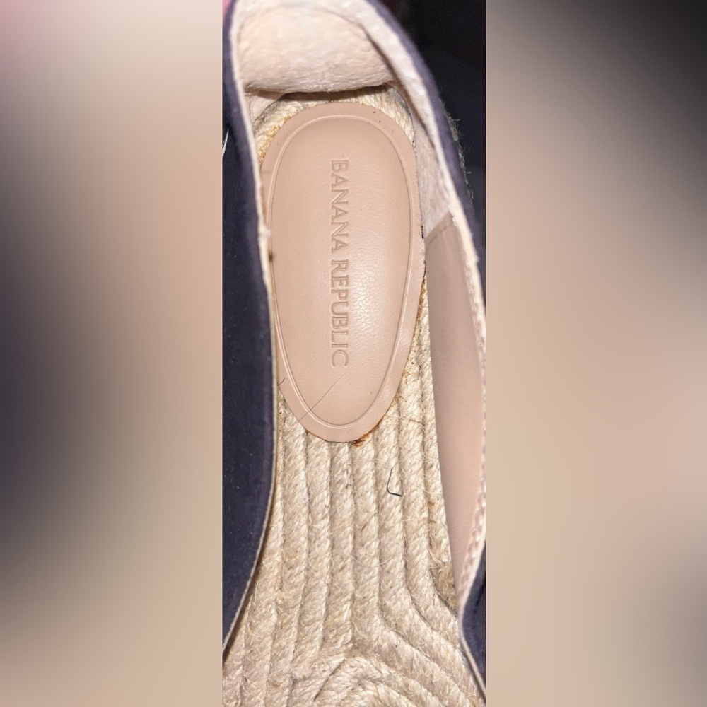 Banana Republic Espadrille Flat Slip On Shoes - Picture 7 of 9